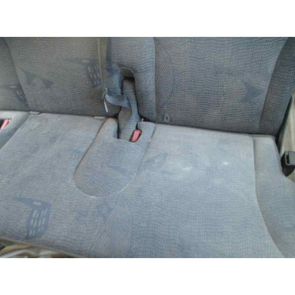 renault trafic combi (ab 4.01) del año 2004