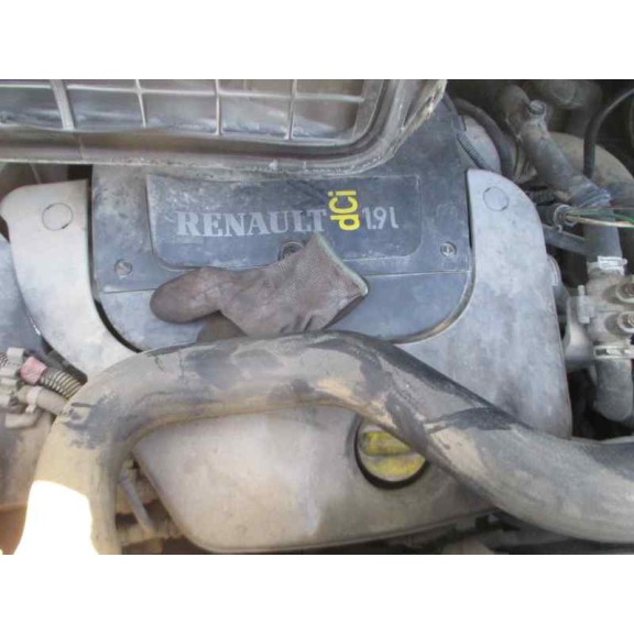 renault trafic combi (ab 4.01) del año 2004