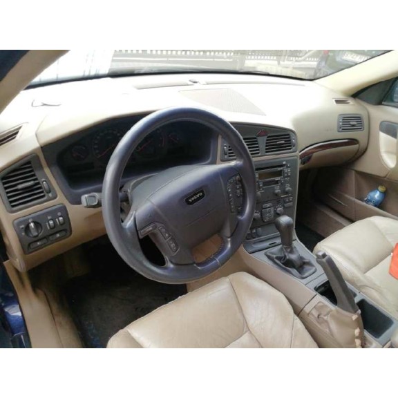 volvo v70 familiar del año 2001