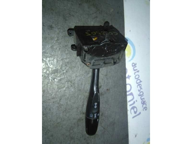 Recambio de mando intermitentes para mitsubishi carisma berlina 5 (da0)1995) 1600 gl referencia OEM IAM   