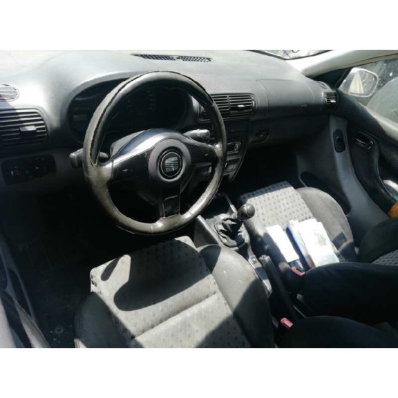 seat leon (1m1) del año 2001