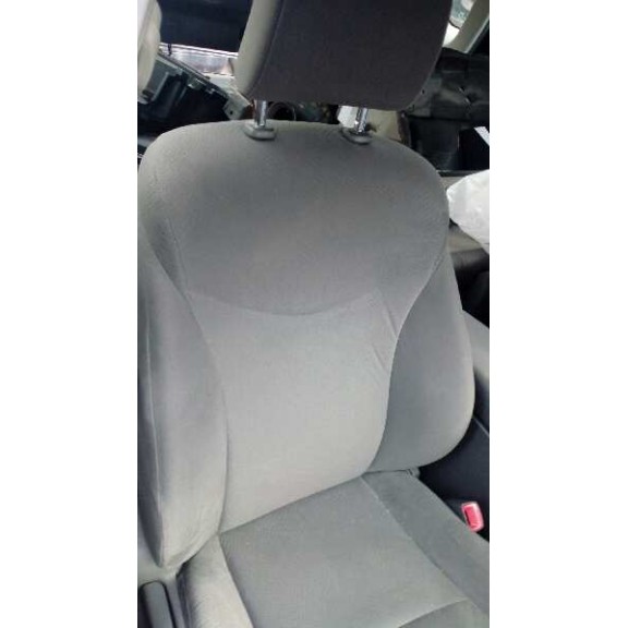 toyota prius (nhw30) del año 2012