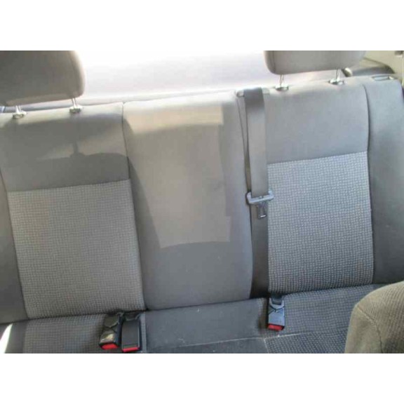 opel astra g berlina del año 2003