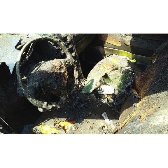 opel astra g berlina del año 2000