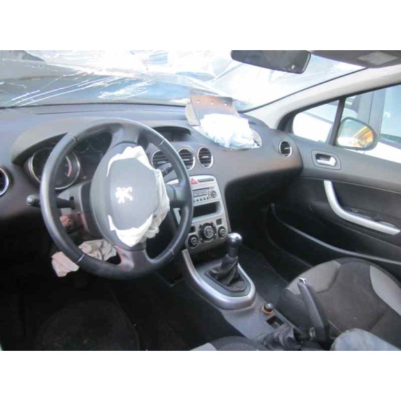 peugeot 308 del año 2008