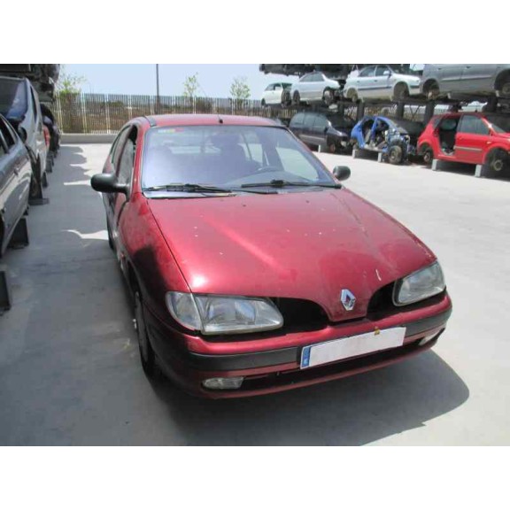 renault megane i berlina hatchback (ba0) del año 1998
