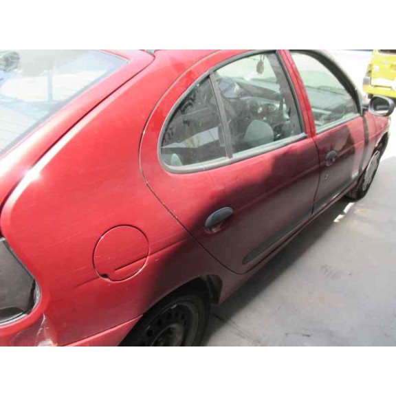 renault megane i berlina hatchback (ba0) del año 1998