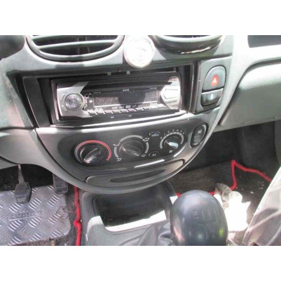 renault megane i berlina hatchback (ba0) del año 1998