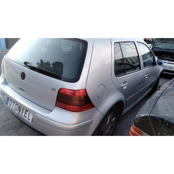 volkswagen golf iv berlina (1j1) del año 1999