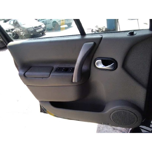 renault scenic ii del año 2004