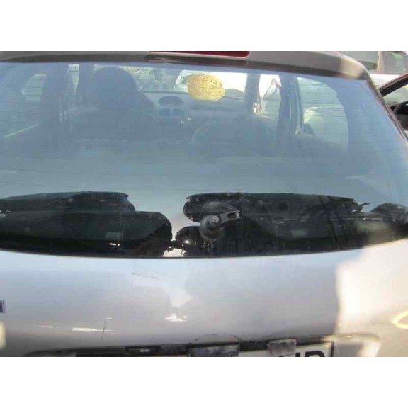 peugeot 206 berlina del año 2000