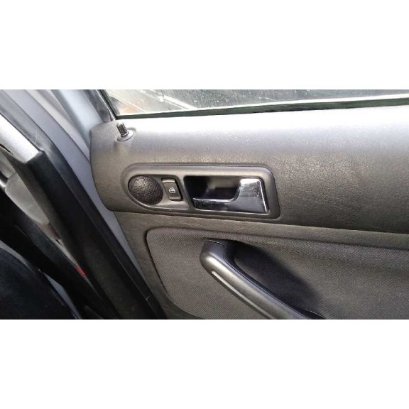 volkswagen golf iv berlina (1j1) del año 1999