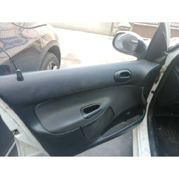 peugeot 206 berlina del año 2006