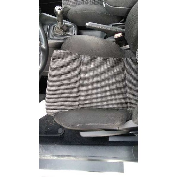 volkswagen golf iv berlina (1j1) del año 1999