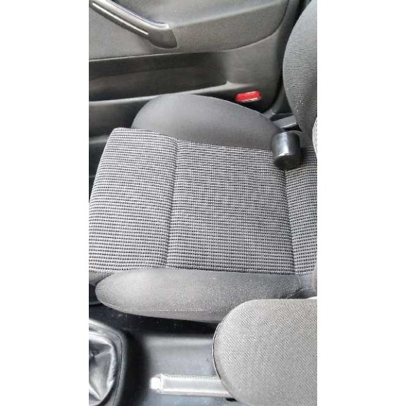 volkswagen golf iv berlina (1j1) del año 1999