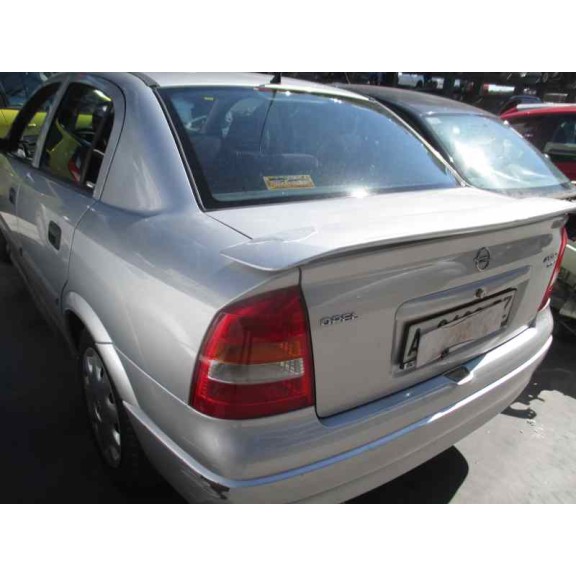 opel astra g berlina del año 1999