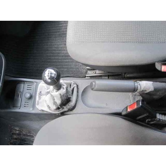 opel corsa c del año 2003