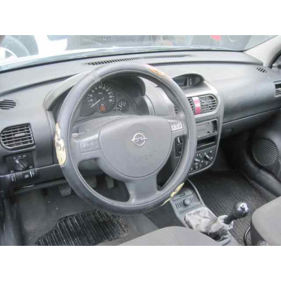 opel corsa c del año 2003