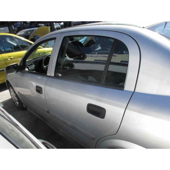 opel astra g berlina del año 1999
