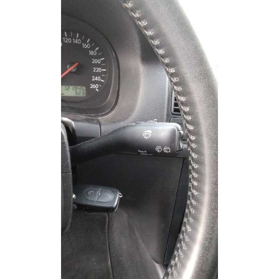 volkswagen golf iv berlina (1j1) del año 1999