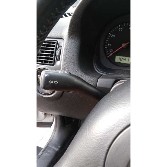 volkswagen golf iv berlina (1j1) del año 1999