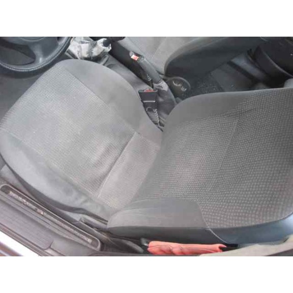 opel corsa c del año 2003