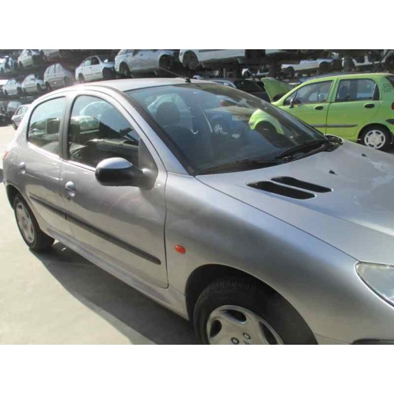 peugeot 206 berlina del año 1999