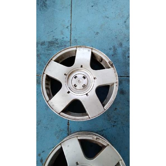 volkswagen golf iv berlina (1j1) del año 1999