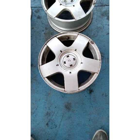 volkswagen golf iv berlina (1j1) del año 1999