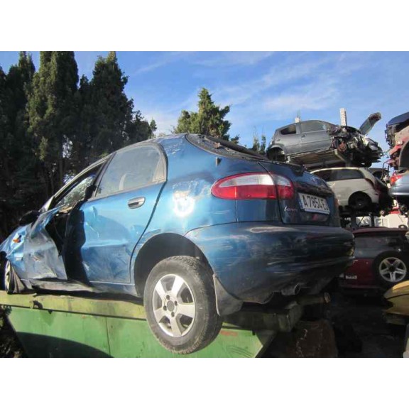 daewoo lanos del año 2000