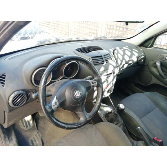 alfa romeo 147 (190) del año 2004