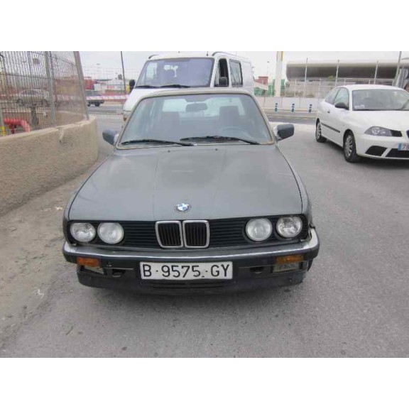 bmw serie 3 berlina (e30) del año 1982