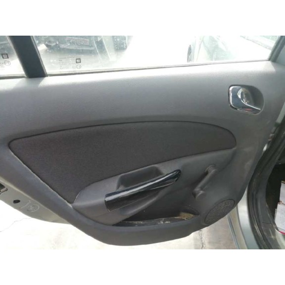 opel corsa d del año 2011