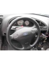 ford fiesta berlina (dx) del año 2001
