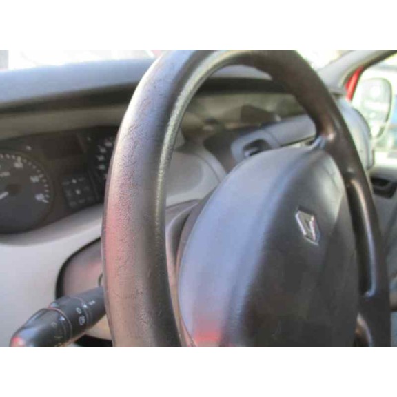 renault trafic combi (ab 4.01) del año 2005