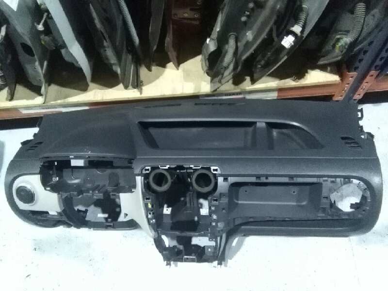 Recambio de salpicadero para dacia dokker stepway referencia OEM IAM   