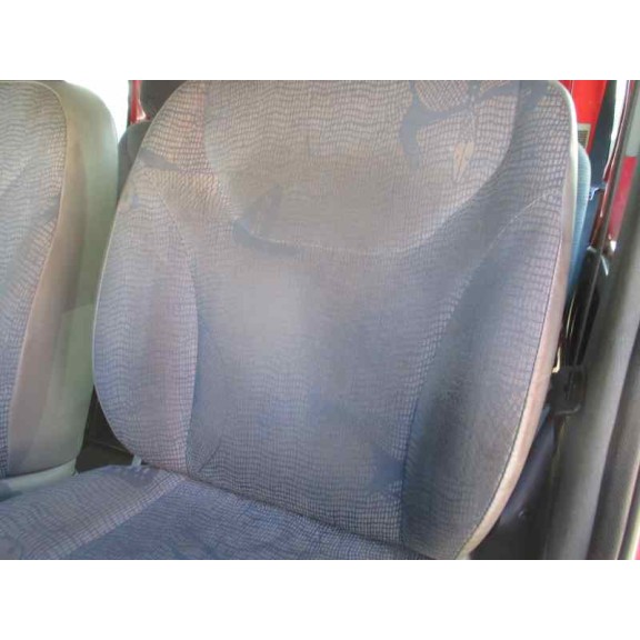 renault trafic combi (ab 4.01) del año 2005