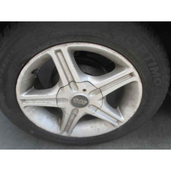 ford fiesta berlina (dx) del año 2001