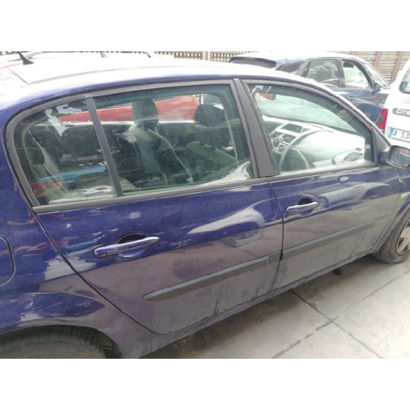 renault megane ii classic berlina del año 2004