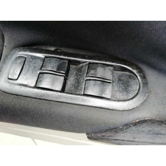 renault megane ii classic berlina del año 2004