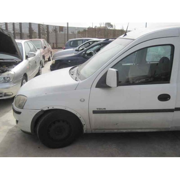 opel combo (corsa c) del año 2004