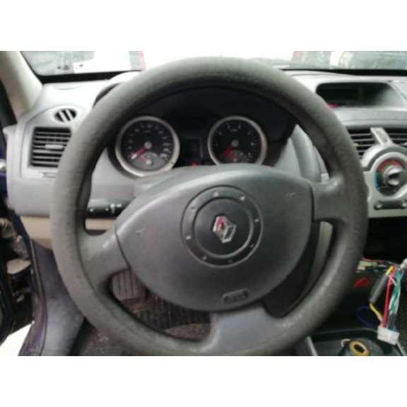 renault megane ii classic berlina del año 2004