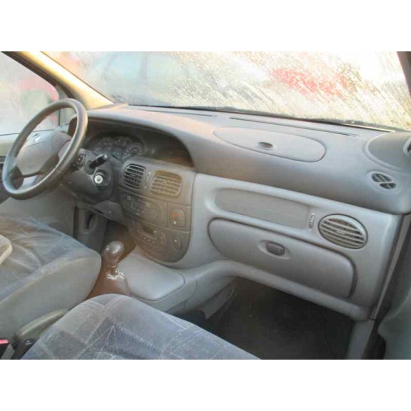 renault scenic (ja..) del año 2001