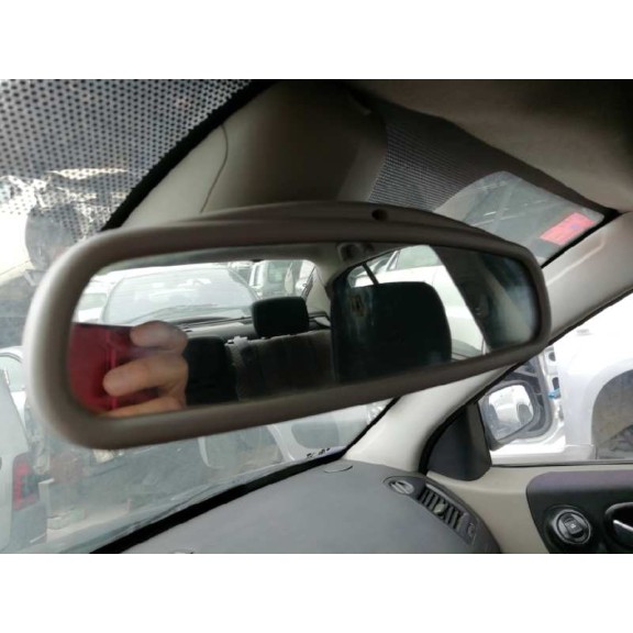 renault megane ii classic berlina del año 2004