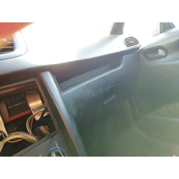 peugeot 207 del año 2007