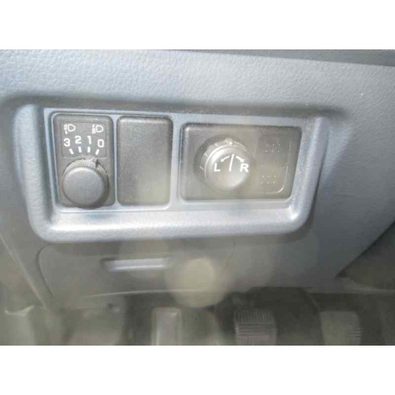 nissan primera trav. (p12) del año 2005