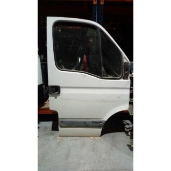 PUERTA DELANTERA DERECHA BLANCA 