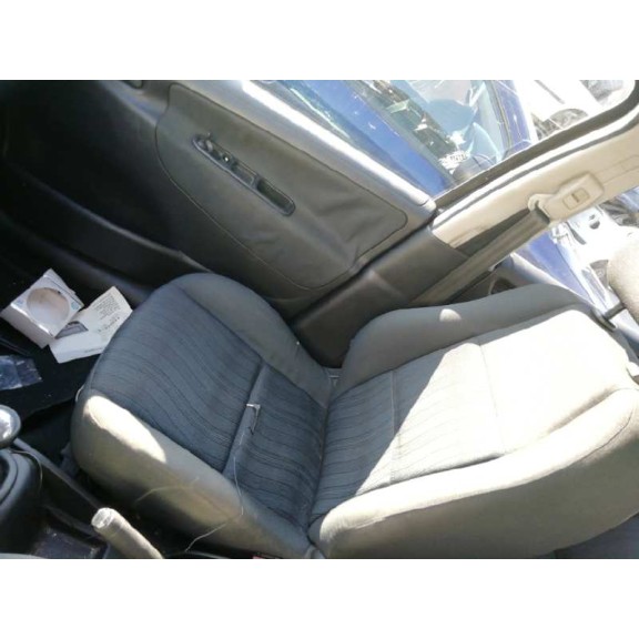 peugeot 207 del año 2007