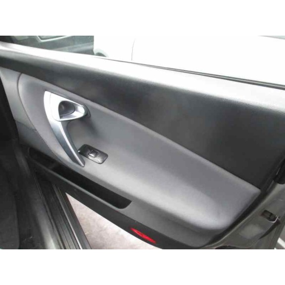 nissan primera trav. (p12) del año 2005