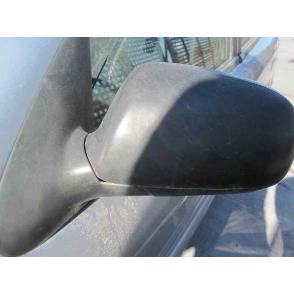 citroën xsara berlina del año 2000